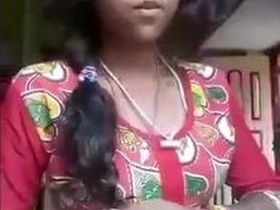 Indian teenager pleasures herself with her fingers