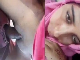 Desi girl gets naughty outdoors in MMS video