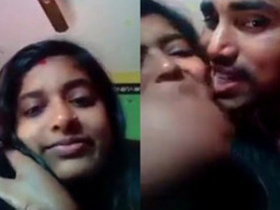 Indian couple gets turned on with passionate kisses before having sex