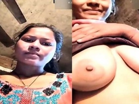 Watch a bhabi with perfect boobs in virtual reality