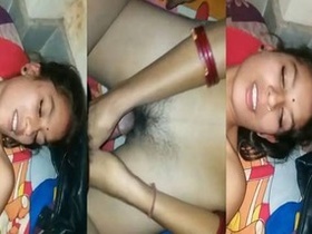 Watch this sexy Bhabha get her hairy puss pounded in this village bhabhi video