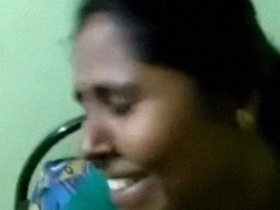 Desi wife in saree reveals her naked pussy in a cheating affair