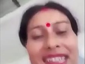 Desi wife's pussy gets pounded in village video