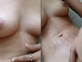 Indian doll pleasures herself with fingers
