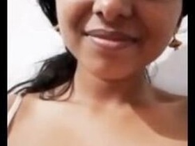 Cute Indian girl flaunts her boobs and pussy on VK