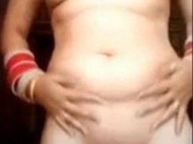 Desi wife's mustrabution in front of camera