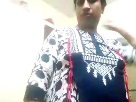 MILF records a video for her lover