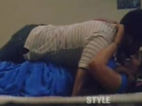 Aunty in a blue saree gets naughty