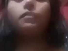 Bengali girl shows off her skills and gives a blowjob