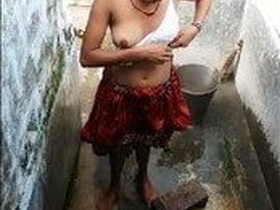 Secretly filmed video of a sexy teenage girl taking a bath