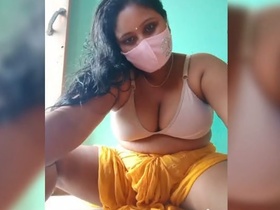 Curvy bhabi with big boobs gets naughty in a live video
