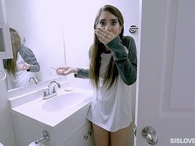 Teen sister Joseline Kelly indulges in naughty brush play with her partner