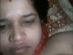 Desi bhabhi's boob play: Rubbing and pressing