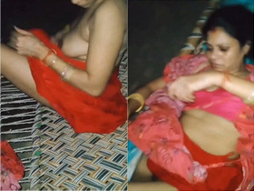 Desi bhabhi's pussy play in exclusive amateur video