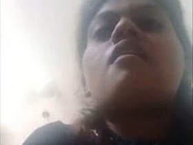 Teen Desi girl gets fucked in village video