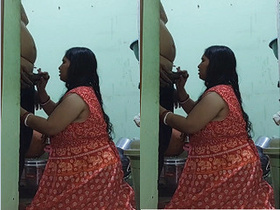 Desi bhabhi gets fucked and sucks cock in the kitchen