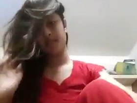 Indian college girl flaunts her naked body in a solo video