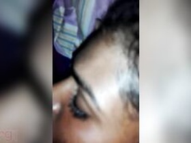 Desi bhabhi gets her pussy pounded in a close-up video