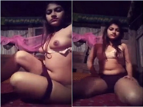 Exclusive video of a horny Indian girl showing off her boobs