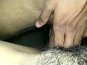 Sri Lankan girlfriend with hairy pussy gets fucked by her boyfriend
