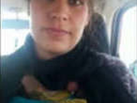 Stunning Kashmiri babe gives a car blowjob and gets fucked in the backseat