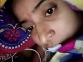 Desi girl shows her boobs and pussy on video call while getting fingered