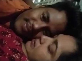 Indian village bhabhi gets fucked by younger boy