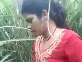 Randi's naughty outdoor sex video