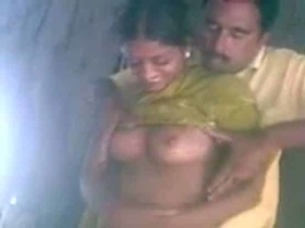 Desi girl gets wild in outdoor sex video with her boyfriend