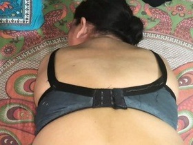 Desi bhabhi gets pounded by a well-endowed man