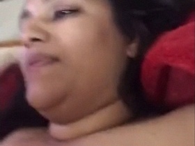 Indian aunty enjoys hot sex with a college friend