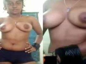 Indian Desi woman reveals her big boobs online