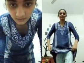 Cute teen girl gets naughty with a Pakistani boy